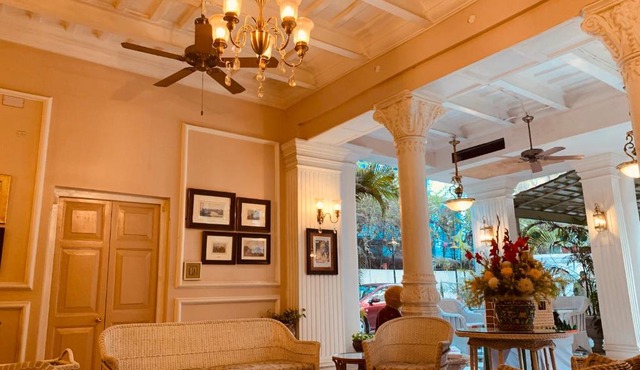 The Elgin Fairlawn, Kolkata