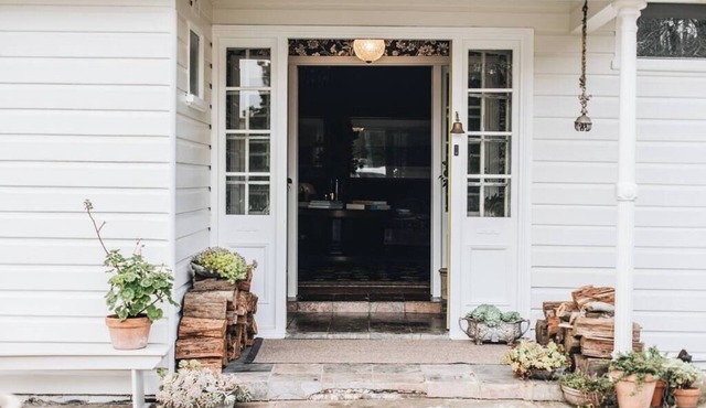 The Front House - Seymour House