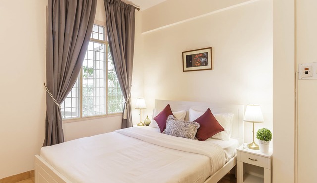 The Garnet Suite a Self-Serviced Residence