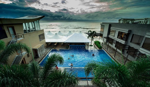 The Gold Beach Resort