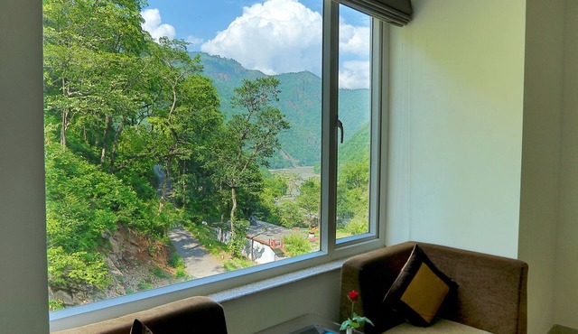 The Grand Shiva Resort & Spa