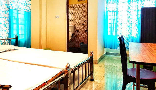 THE GREAT DOUBLE BEDROOM II