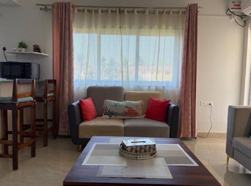 The Greendoor Villa - ByLaMer, 500mtrs Zalor Beach