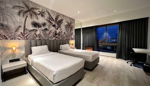 The Hans Hotel - Hubli