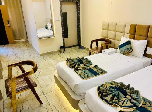 The Hotel Emerald