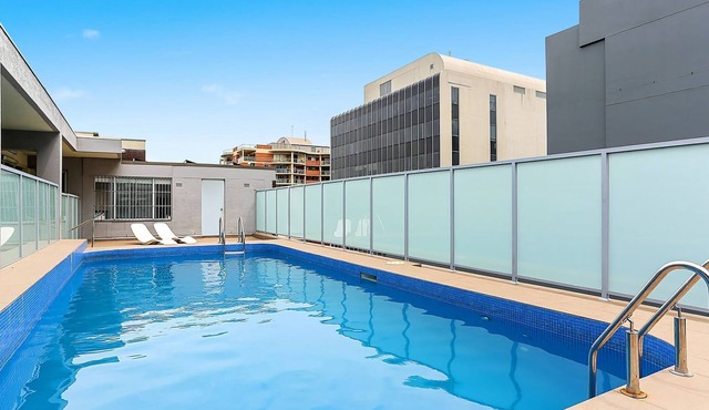 The Little Bondi Base