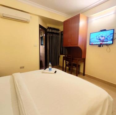 The Lounge Business Hotel