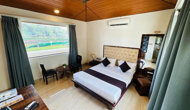 The Luxury Maharaja The Royal Resort
