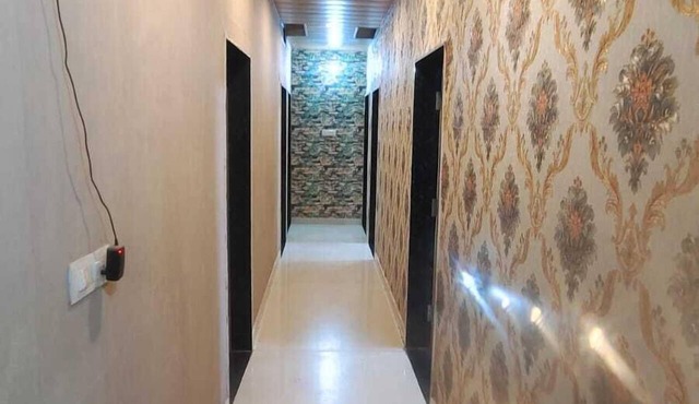 THE PACHOURI HOTEL & RESTAURENT