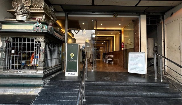 The Paradise Hotel - Luxury Stay