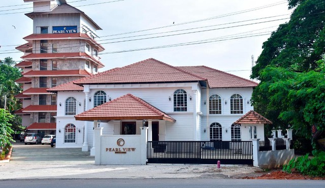 THE PEARL VIEW HOTEL