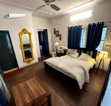 The pink villa rooms stay