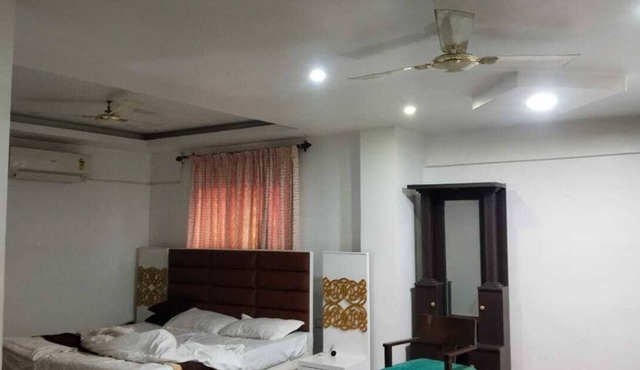 The Royal Suites