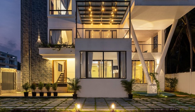 The Serene Shores - Luxury Private Villa