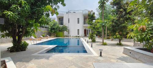 The Solarium Resort with Swimming pool & Plunge pool
