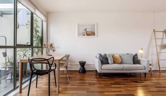 The Sunroom Minimalist Chic moments from Chapel St in Windsor