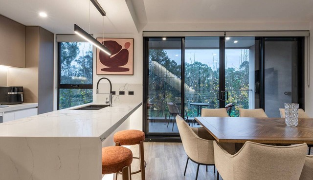 The Treetop Townhouse in Templestowe in Templestowe Lower