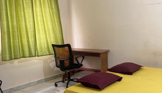 Three bed room apartment near KBR park Banjarahills road number 12