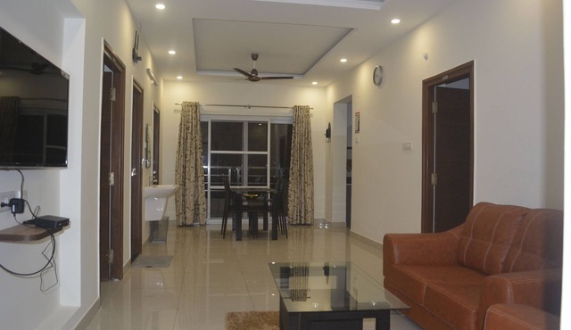 Three Bedroom Serviced Apartment With Fully Equipped Kitchen - Cloud9Homes