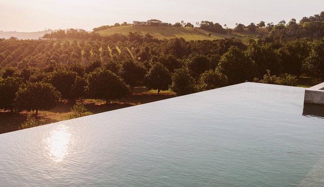 TIDES - BYRON HINTERLAND 8 BEDROOM VILLA MAGIC VIEWS in Teven