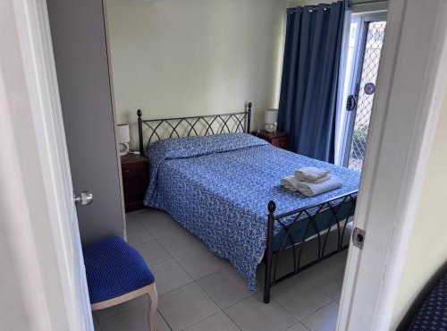 Toukley Lakeside Apartment