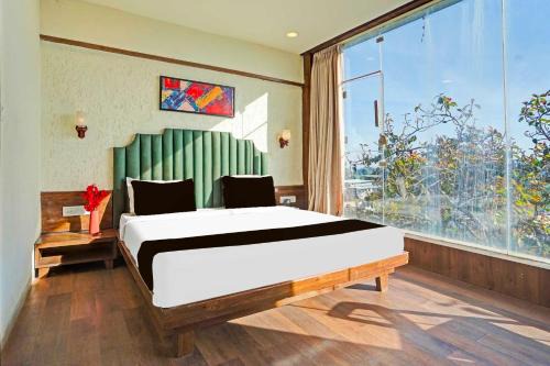 Townhouse Arvind Marg Pachamarhi