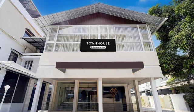 Townhouse Deshabhimani Road Kaloor Kochi