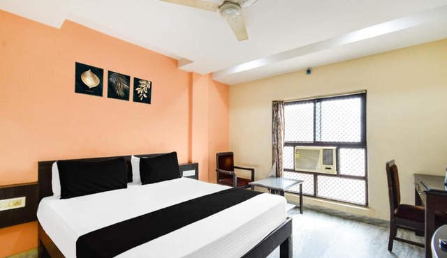 Townhouse OAK Secunderabad Near Railway Station Formerly Hotel Brahma