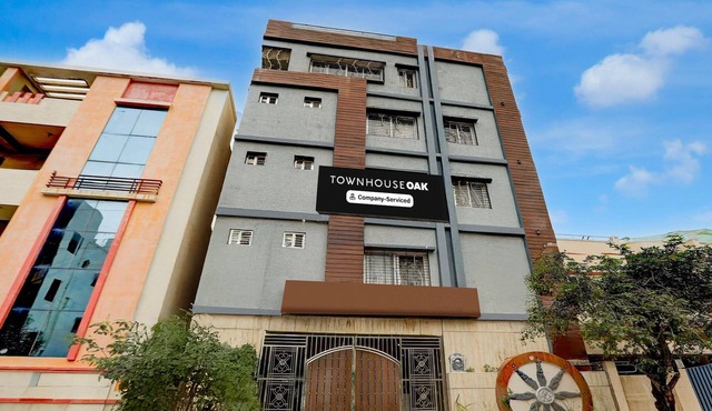 Townhouse Oak Tirupati Sky Towers