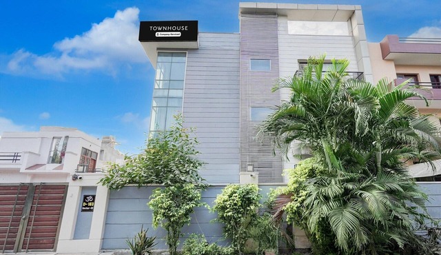 Townhouse Sector 51 Noida