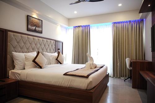 Tranquil Riverview Inn