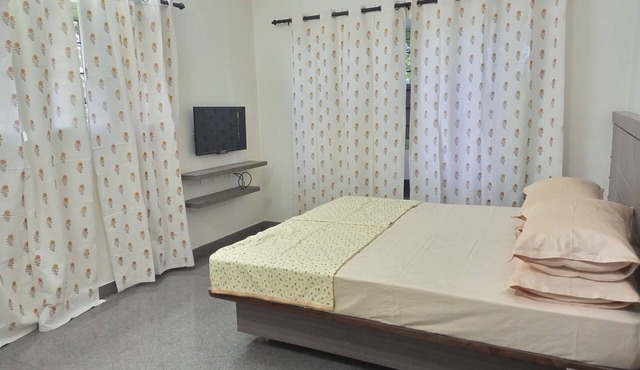 Transit Nest - Near Madurai Airport