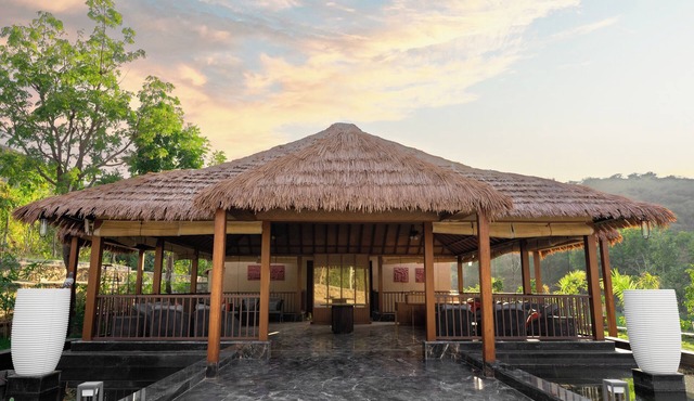 Tree of Life Amara Resorts & Spa Udaipur