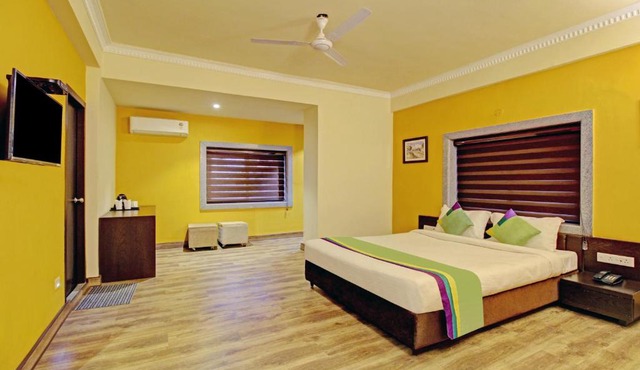Treebo ASL Prime, Gariahat