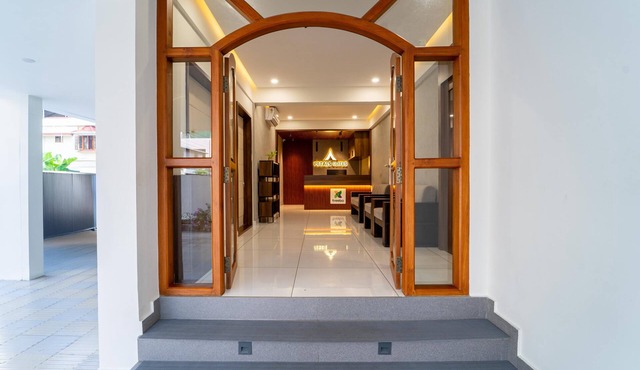 Treebo Petals Suites Marine Drive