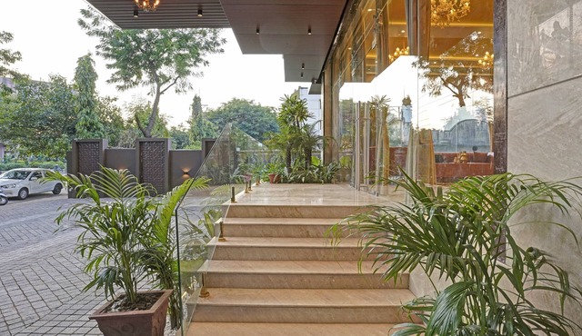 Treebo Premium Golden Bliss Trimurti Nagar Square