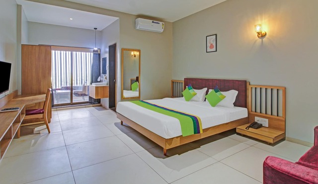 Treebo Trend Matoshree Inn Satara