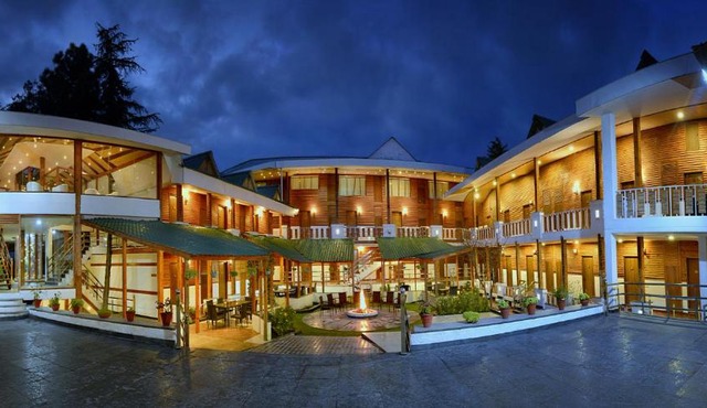 TreeHouse Chail Villas