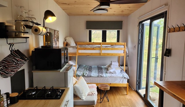 Tribunk + 1Bath Tiny Home in Mountains "Bluebird" in Hartley