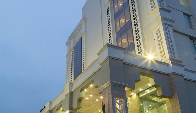 Trinity Grand