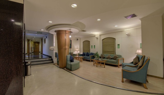 Tristar Service Apartments
