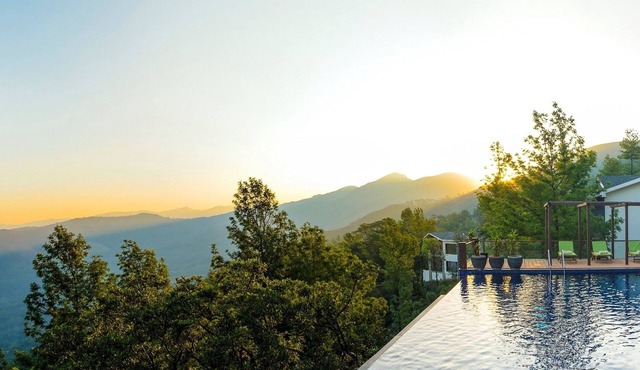 Trivik Hotels & Resorts, Chikmagalur