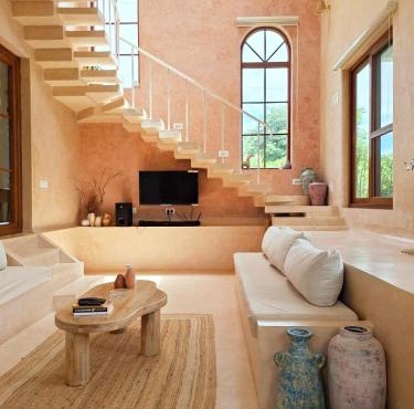Tuscan Breeze, Nandi Hills