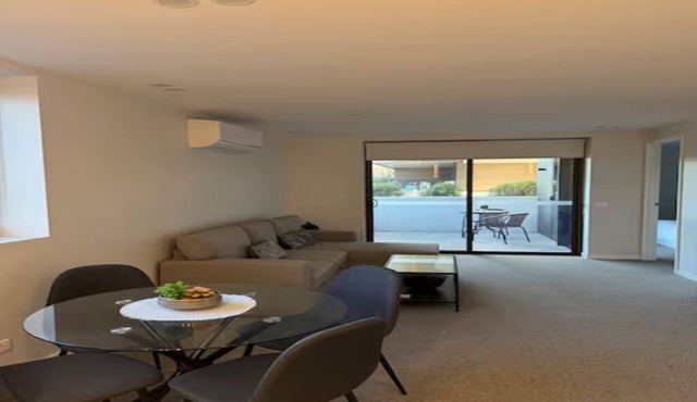 Two-bedroom apartment in Canberra City in Dickson