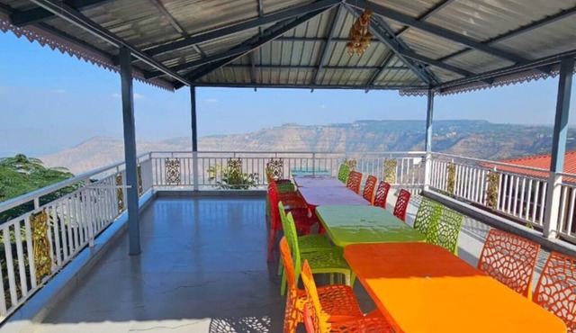 Ultra Luxurious 5 Bed Pool Villann