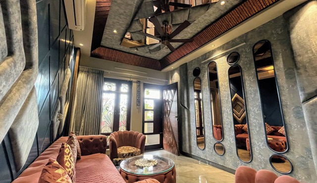 Ultra-Luxury Villa in pink city Jaipur with Premium Amenities. Pet friendly