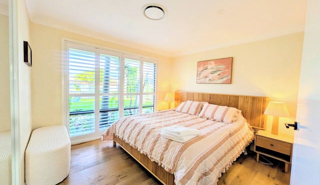 Umina beach retreat. Walk to Shore.3BR. Fire pit.Netflix