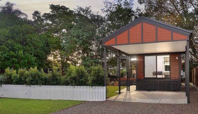 Unique Leafy Tiny House /Granny Flat in Ipswich
