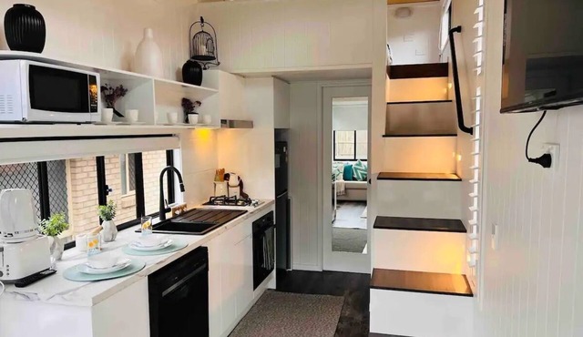 Unique Tiny House in Drewvale