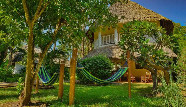 Upani in Diani complimentary cook for villas only, room service for deluxe suites in Diani Beach